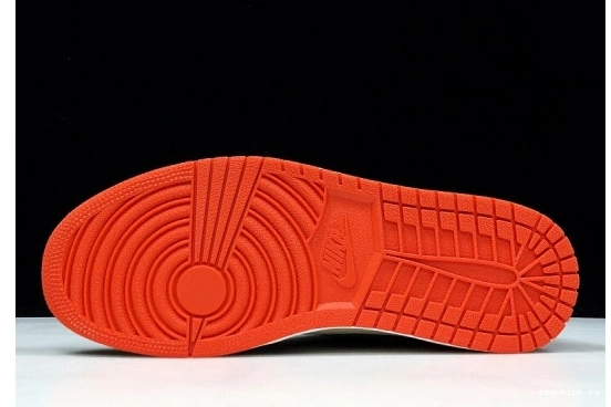 AV3905-138 Retro AV3905-138 'Solefly' - 1 High Og-Sf Air Jordan 0102